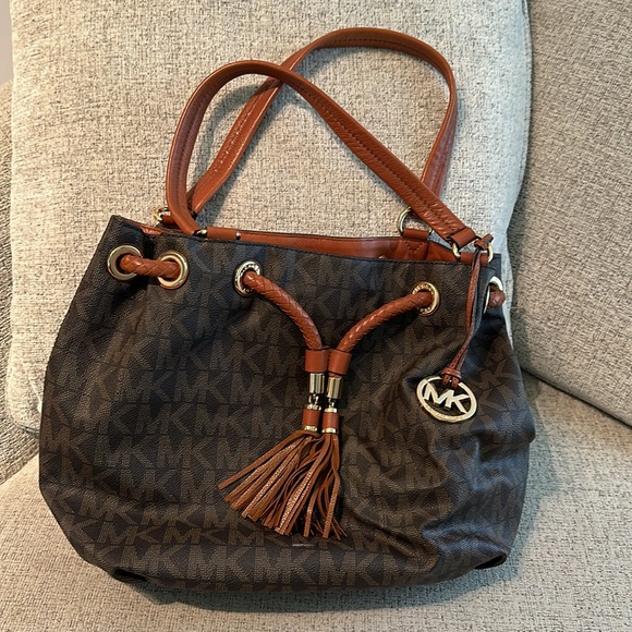 Michael Kors 8870427223182722318 Jet Set Tote Brown Handbag - Picture 8 of 10